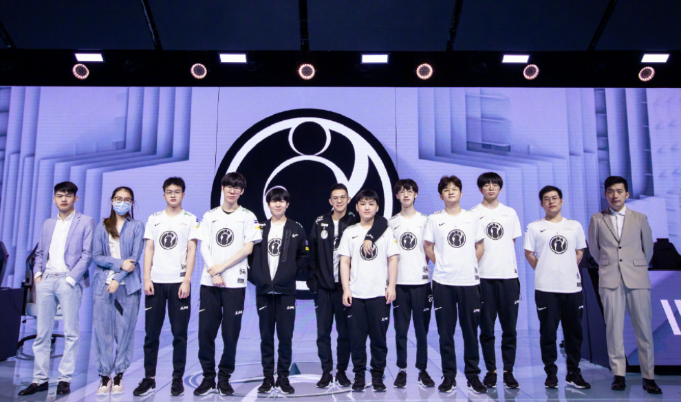 占得先机 占得先机