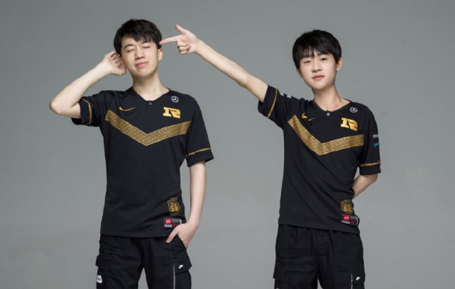 败卫冕冠军 败卫冕冠军